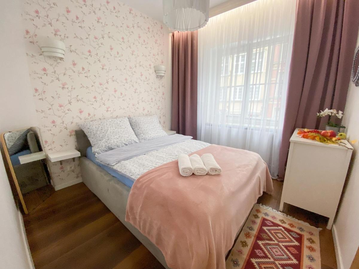 Apartament Old Town Dluga กดัญสก์ ภายนอก รูปภาพ
